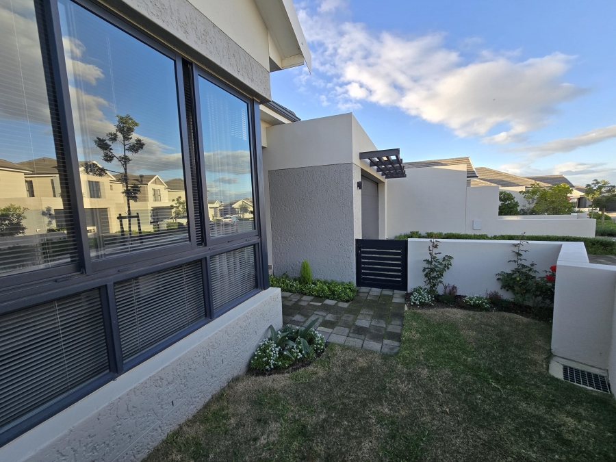 3 Bedroom Property for Sale in Groot Phesantekraal Estate Western Cape